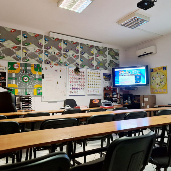 C   add galeria nowa Sala Wykladowa nr3 Warszawa ALFA Nauka Jazdy — kopia