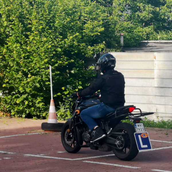 Motocykl Yamaha MT07 Kat A plac manewrowy