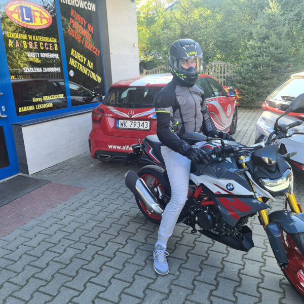 Motocykl kategoria A2 BMW w Nauka Jazdy ALFA