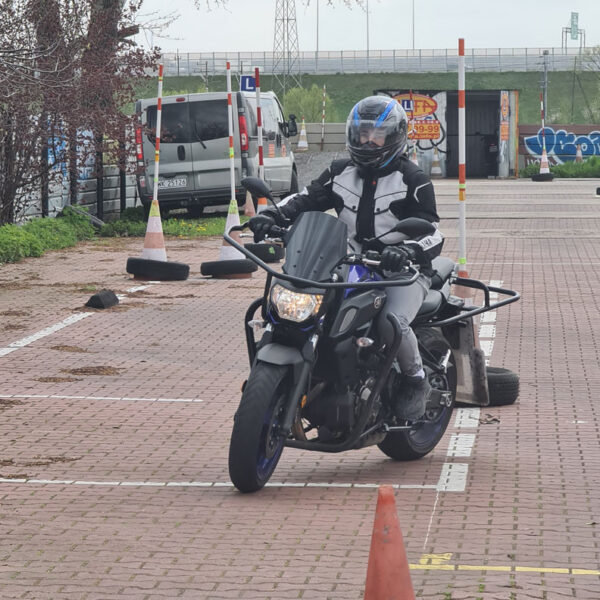 motocykl MT07 kat A2